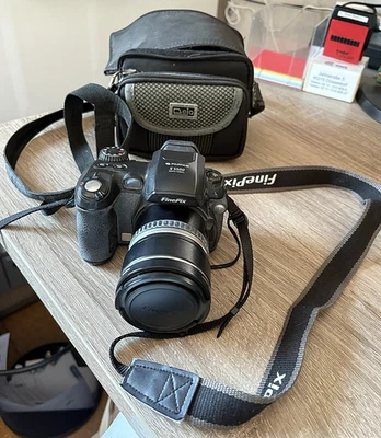 !!! Fujifilm: FinePix S5500 !!! - Bild 1 von 4