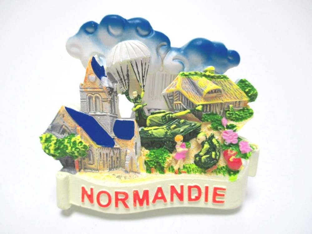 Normandy Magnet Poly Souvenir France D-Day Tank Soldier