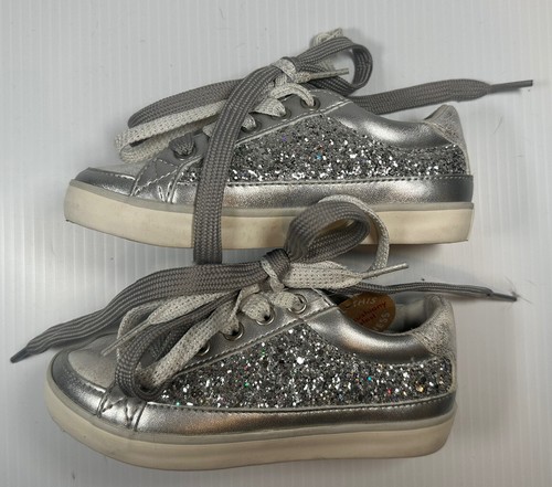 Hanna Anderson Silver Sparkle Shoes - Size 9.5 - Picture 2 of 5
