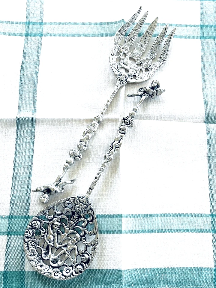 Cuchara y tenedor florentina para servir ensalada Ugo Bellini de colección querubín flores victorianas Foto 2 de 4