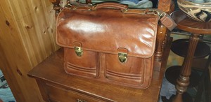 pegasus leather briefcase