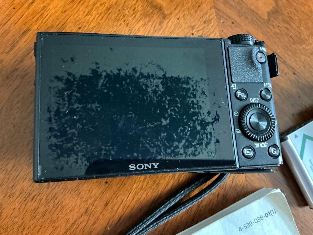 Sony DSC-RX100 III M3 20.1 MP CyberShot Digital Camera Used Sony DSC-RX100 III M3 20.1 MP CyberShot Digital Camera Used