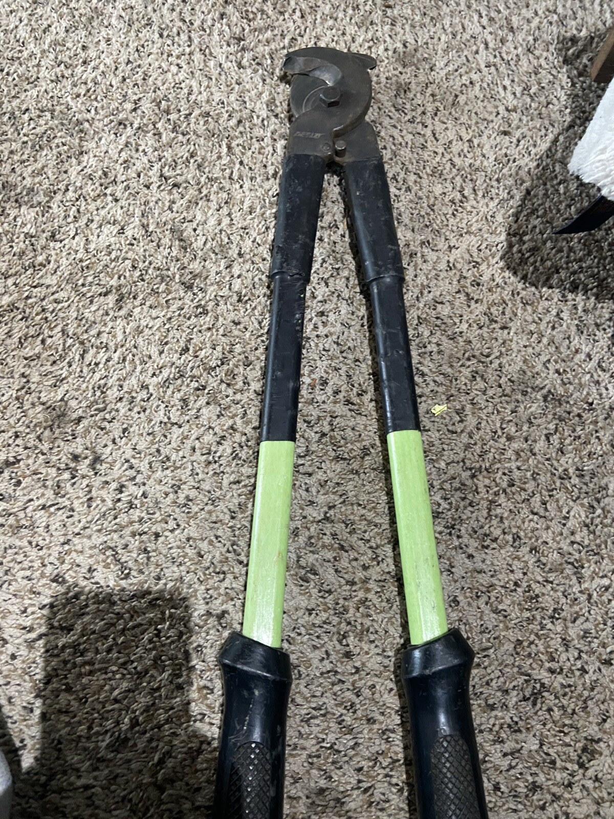 Nesco Cable Cutter Rope Cutter 30” Cuts Great