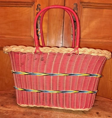 PANIER en Osier Tressé Rotin et Fils Scoubidou Vintage des Années 1960 - Photo 1/4