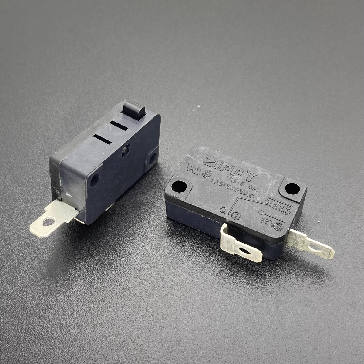 1pcs NEW FOR ZIPPY Micro Switch, limit Switch VM-5 5A 125 / 250VAC