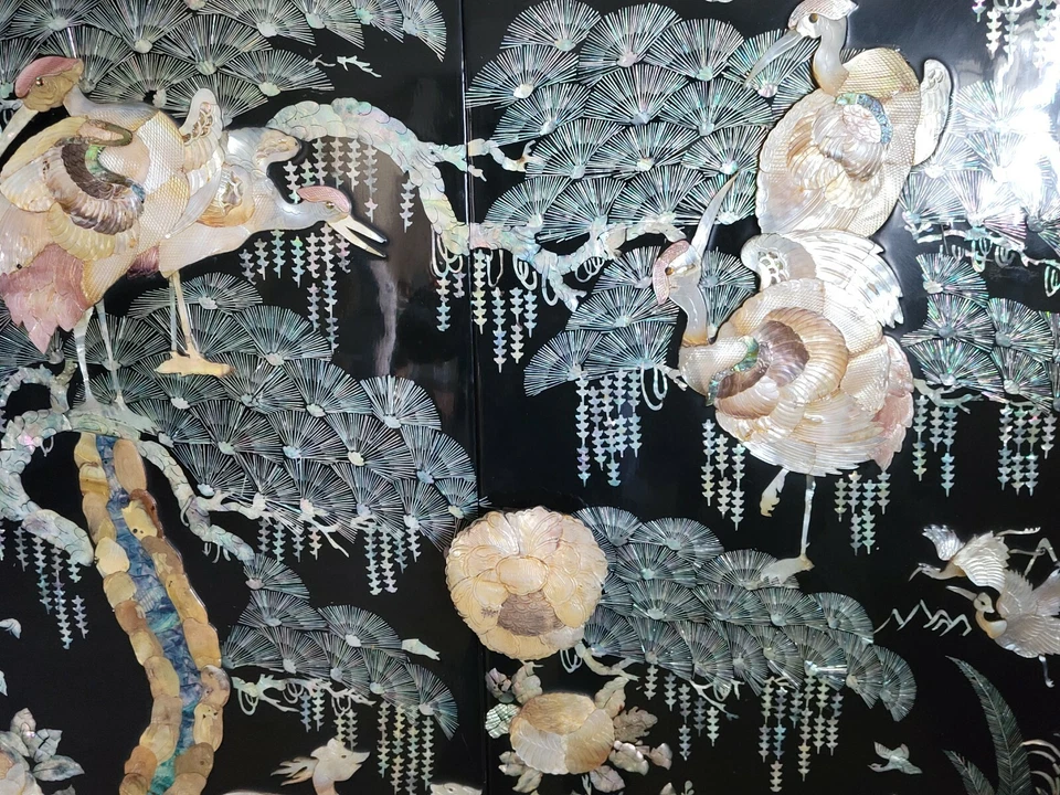 MUEBLE COREANO - ARMARIO LACADO NEGRO CON MADREPERLA Foto 3 de 4