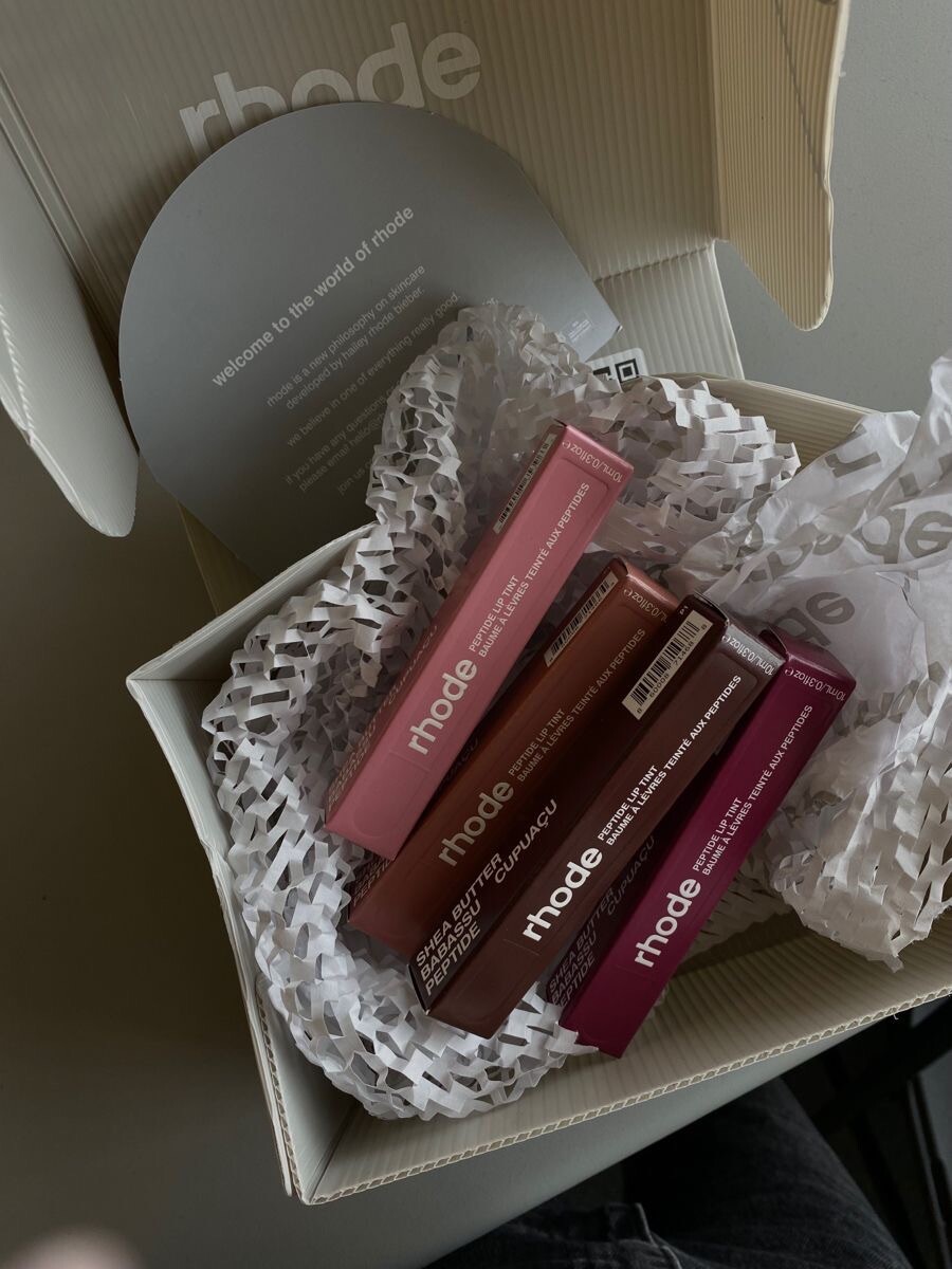 🎀 New Rhode Peptide Lip Tint Kit 4pc set Raspberry , Espresso