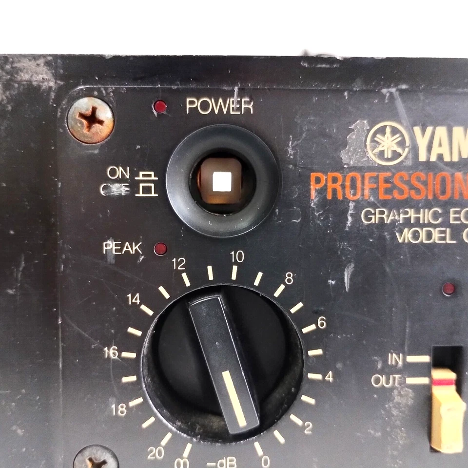 YAMAHA Q1027 Graphic Equalizer Model Q1027 Professional Series For parts only - Image 2 of 4