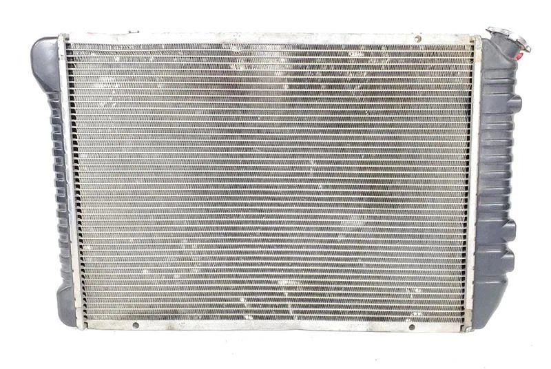 Ford Mustang 1989 1993 OEM radiador GT 5,0 L automático tracción trasera 8 cilindros  Foto 2 de 4