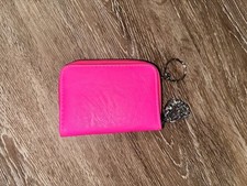 Girls hot pink wallet billfold. Excellent condition.