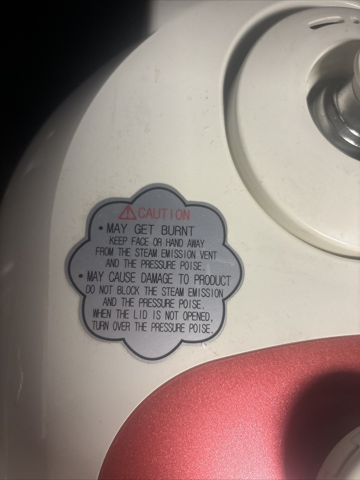 Cuckoo Electric Pressure Rice Cooker Warmer Model CRPG1015F PINK