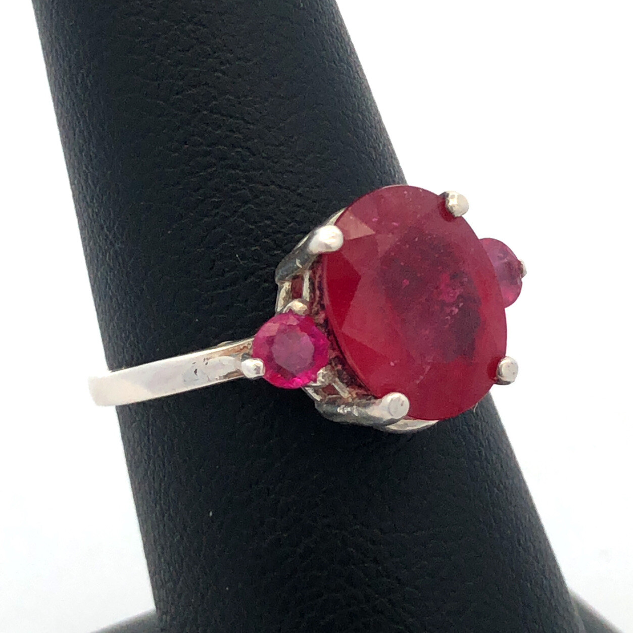 925 Sterling Silver Oval Ruby Solitaire Round Rub… - image 4