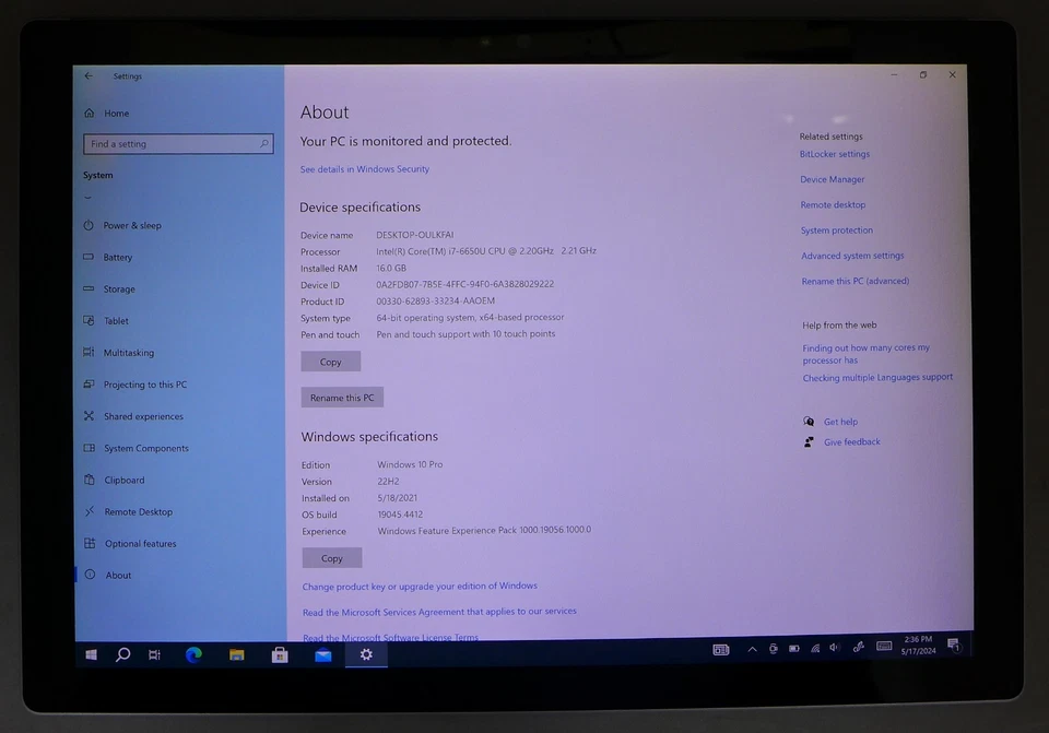 Microsoft Surface pro 4, Win 10 Pro, Silver, i7, 16GB, 256GB-Yellowish screen - Image 4 of 4