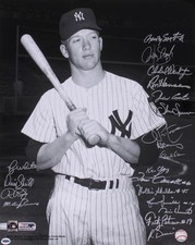 MICKEY MANTLE PHOTO MULTI SIGNED BY JOE PEPITONE PINIELLA RIVERS WHITE BLAIR +15