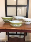spring daisies mixing bowl set of three with orphan casserole dish 3
