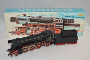 Locomotive Märklin DB 3005 BR 023 Avec Tender - Époque 4 - Occasion Sans Boîte