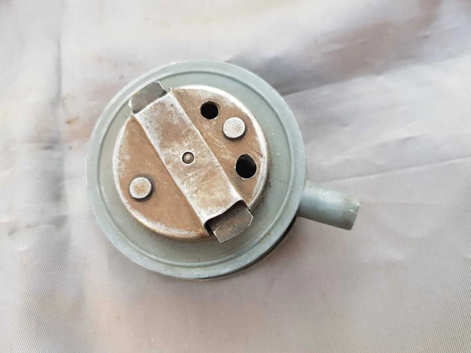 Simca 1000 Bertone Coupè Aronde P60 Rally aceite tapa motor Matra Bagheera GC 1300 Foto 3 de 4