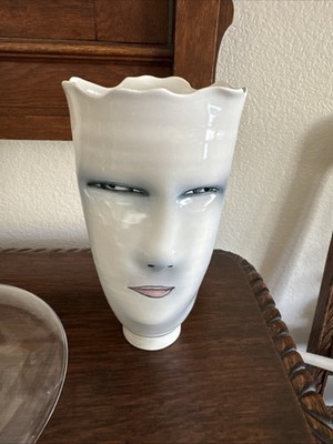 Signed Bing Glietsman Studio Art Vase Sculptural Face Ceramic Modern abstract
