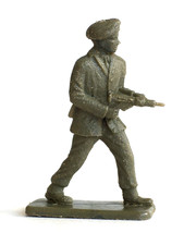 1 x CRESCENT TOYS #P5. 1960's BRITISH PARATROOPER. 60mm SCALE SOLDIER