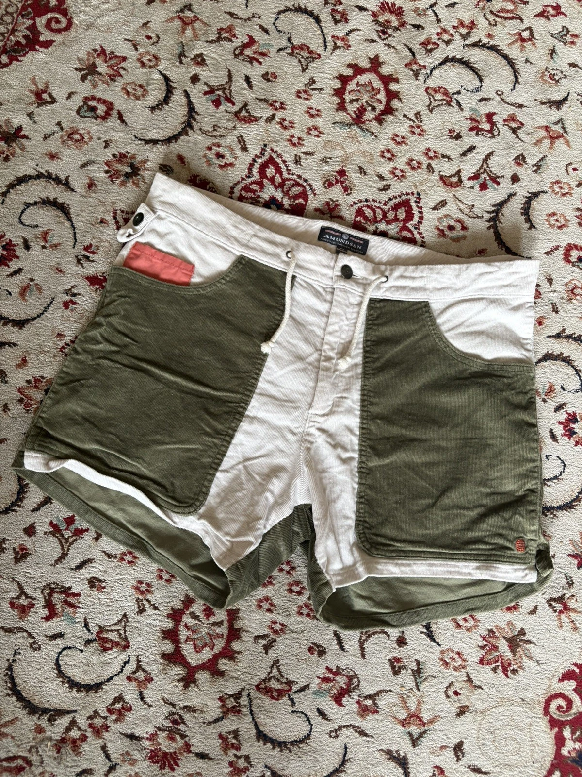 Amundsen Sports 5incher Corduroy Field Shorts XL Green Mens Hiking Outdoors
Opens in a new window or