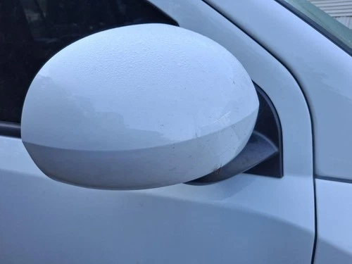 Used Right Door Mirror fits: 2017 Jeep Compass classic style vertical rear door