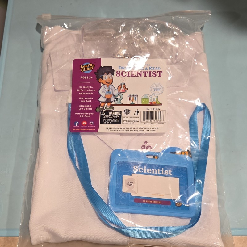 Learn & Climb Dress Up Like a Real Scientist Lab Coat Set w/ Goggles & ID Badge