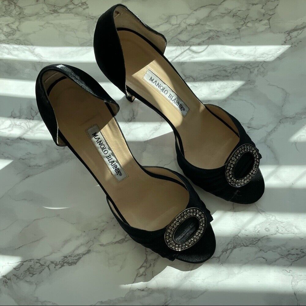 MANOLO BLAHNIK Signed RARE Collectors Item D'Orsay Black MANOLO BLAHNIK Signed RARE Collectors Item D'Orsay Black