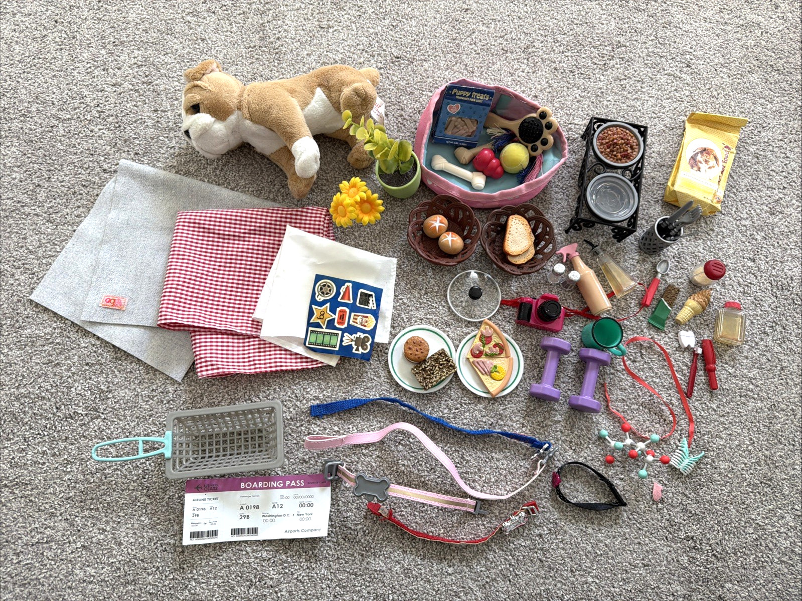 Bull Dog Lot Pizza Shop Parts Camera Leash Bed Vase