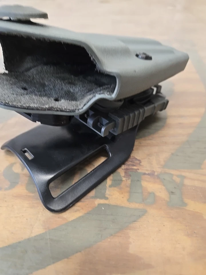 FUNDA TÁCTICA SAFARILAND 6005-73 SLS STX BERETTA 92/96 Mid Ride Qls #SRH2 Foto 2 de 3