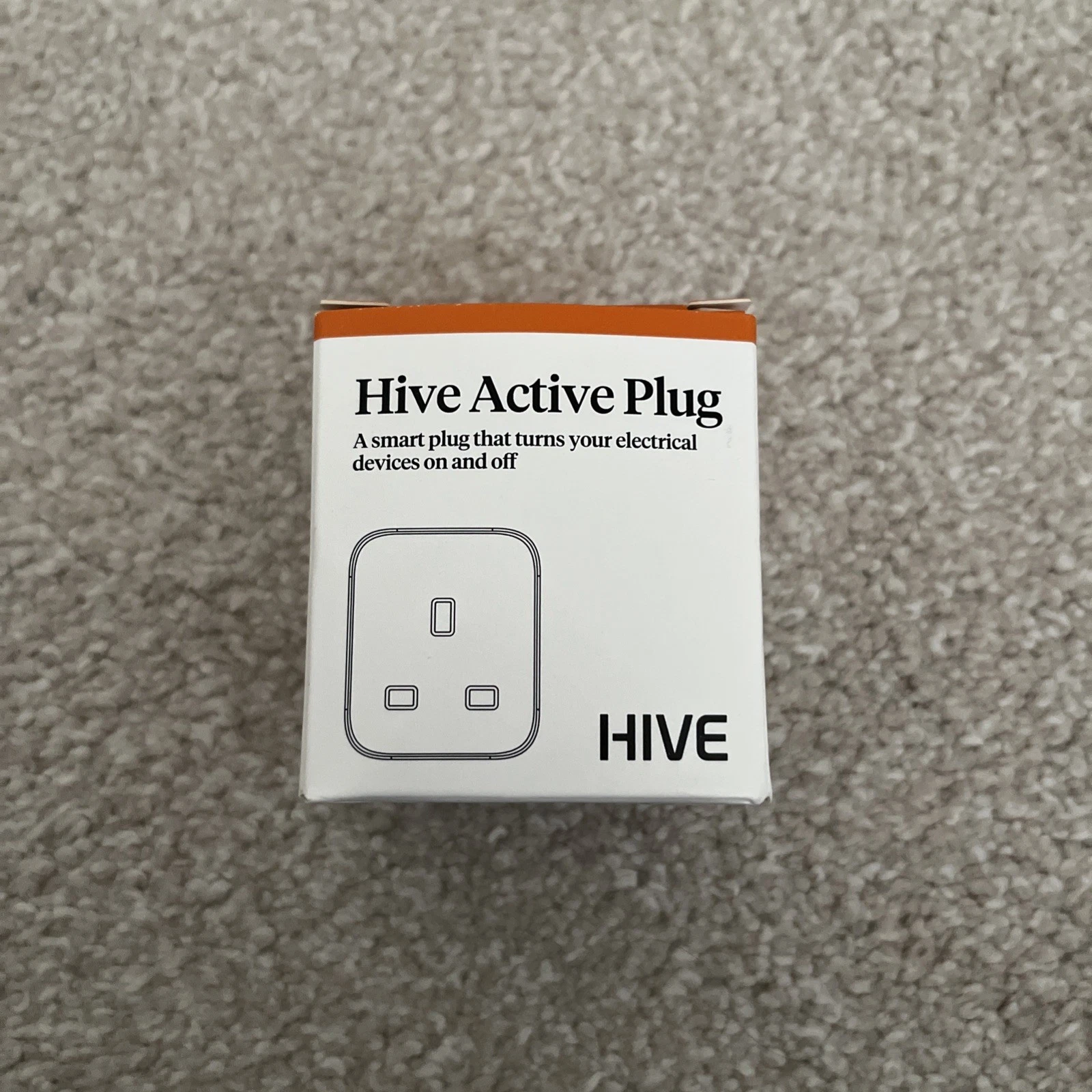 Hive active mains plug SLP3, control by Hive App, with built in signal booster