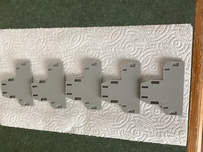 Phoenix Contact DG-UKKB 3 DIN rail end block Gray used selling in groups of 5