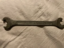 Unusual Geugeot Greres 17 MM and 19 MM Surpans Vana-lion Open End Wrench