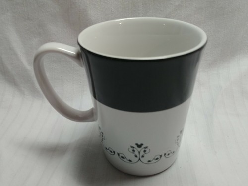 Mickey Mouse "1 Tasse Magie" Kaffeebecher Tasse Disney Parks schwarz/weiß! - Bild 3 von 5