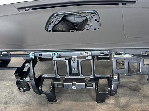 2011-2013 HYUNDAI EQUUS FRONT DASHBOARD WITH BAG OEM 84710-3N500-RY - Picture 10 of 23