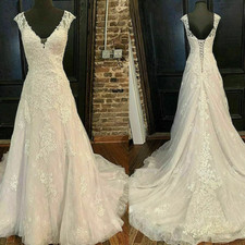 White Ivory V-Neck A-Line Wedding Dresses Lace Appliques Backless Bridal Gown