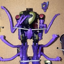 Transformers Buzzworthy Bumblebee SKYWASP Creatures Collide legacy 2022