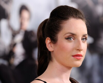 ZOE LISTER JONES  8x10 PHOTO *