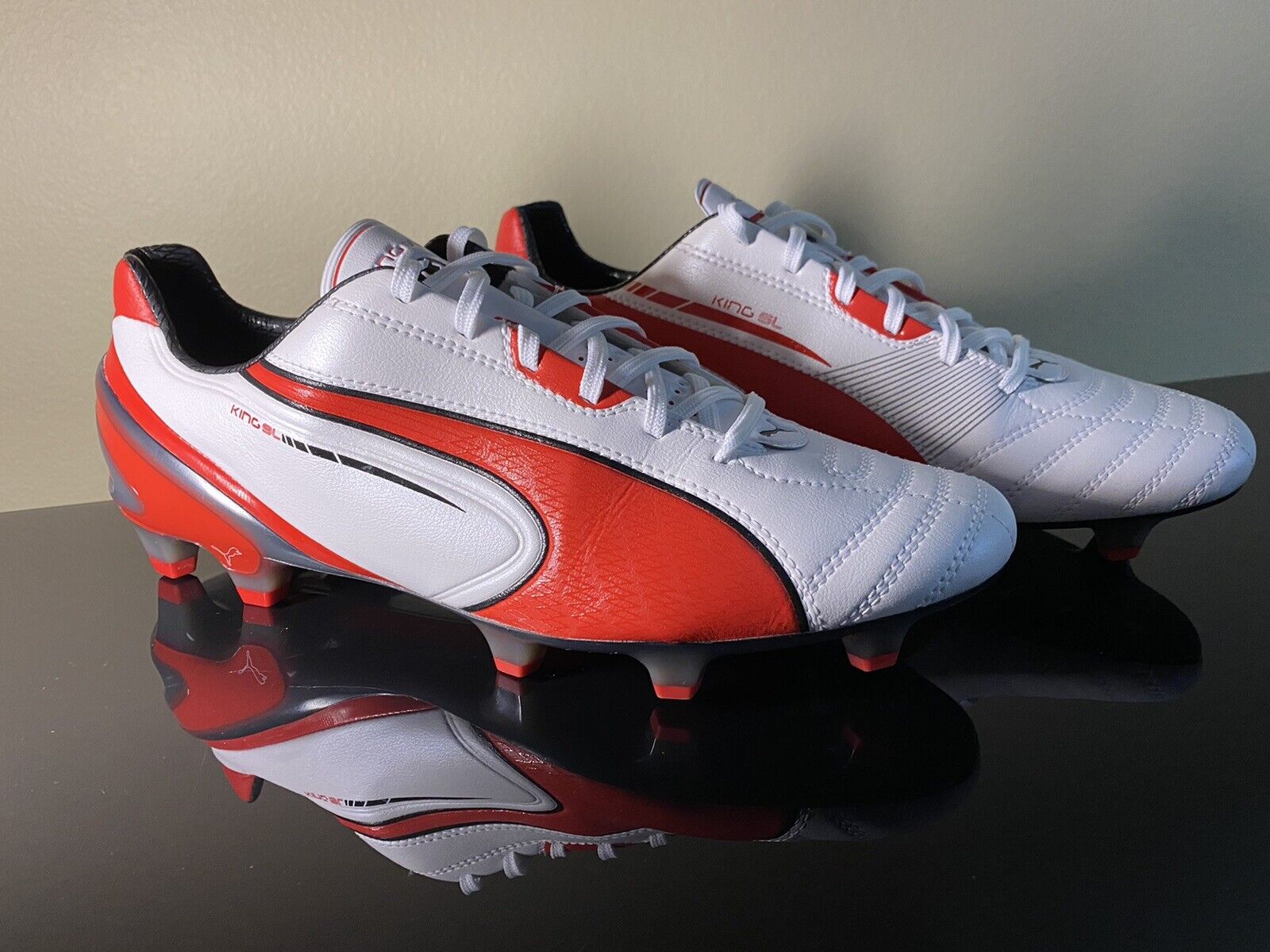 Puma King SL FG light White Red Black Size 9 US UK | eBay