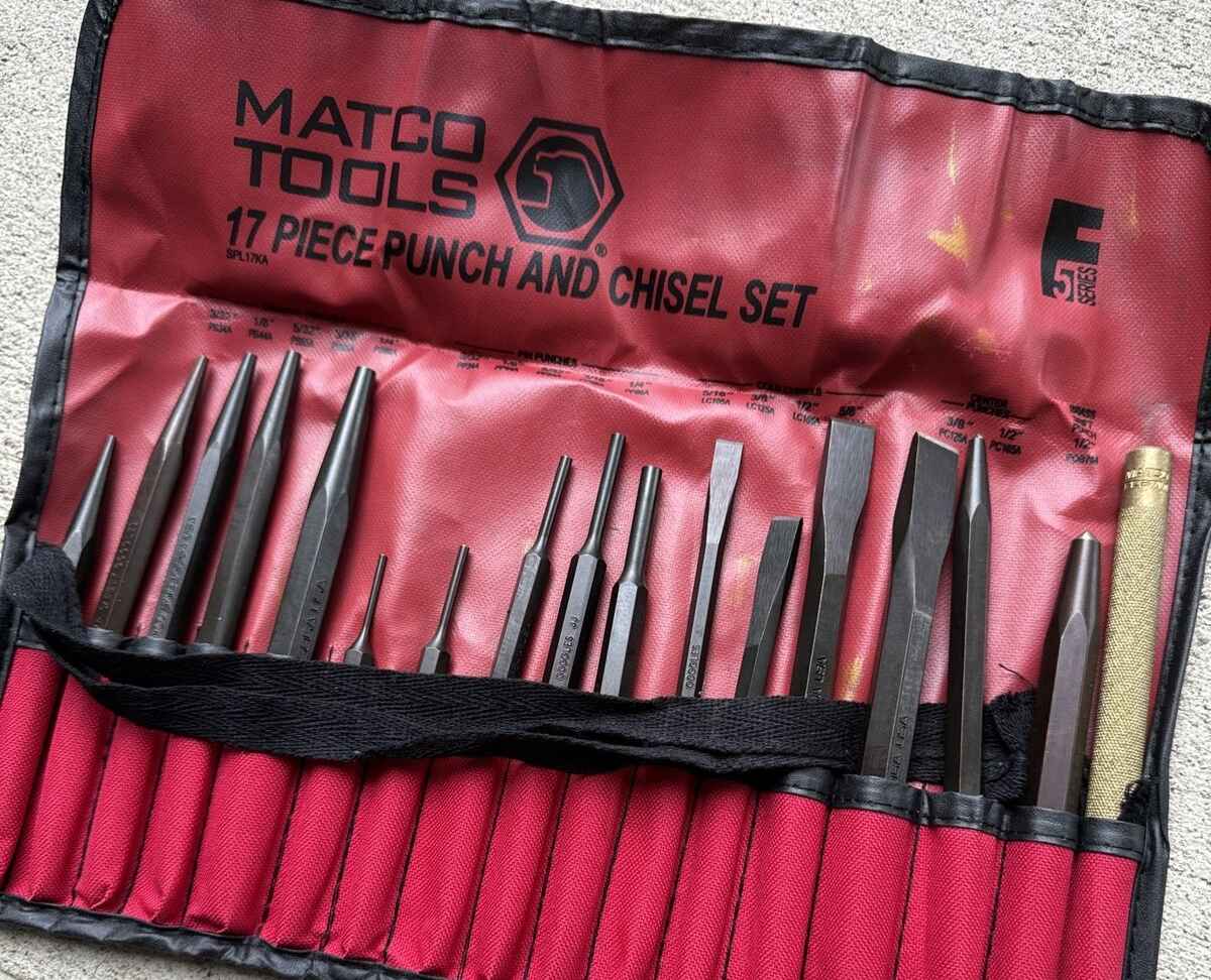 Matco Tools Punch Chisel Set 17-Piece Kit With Storage Pouch