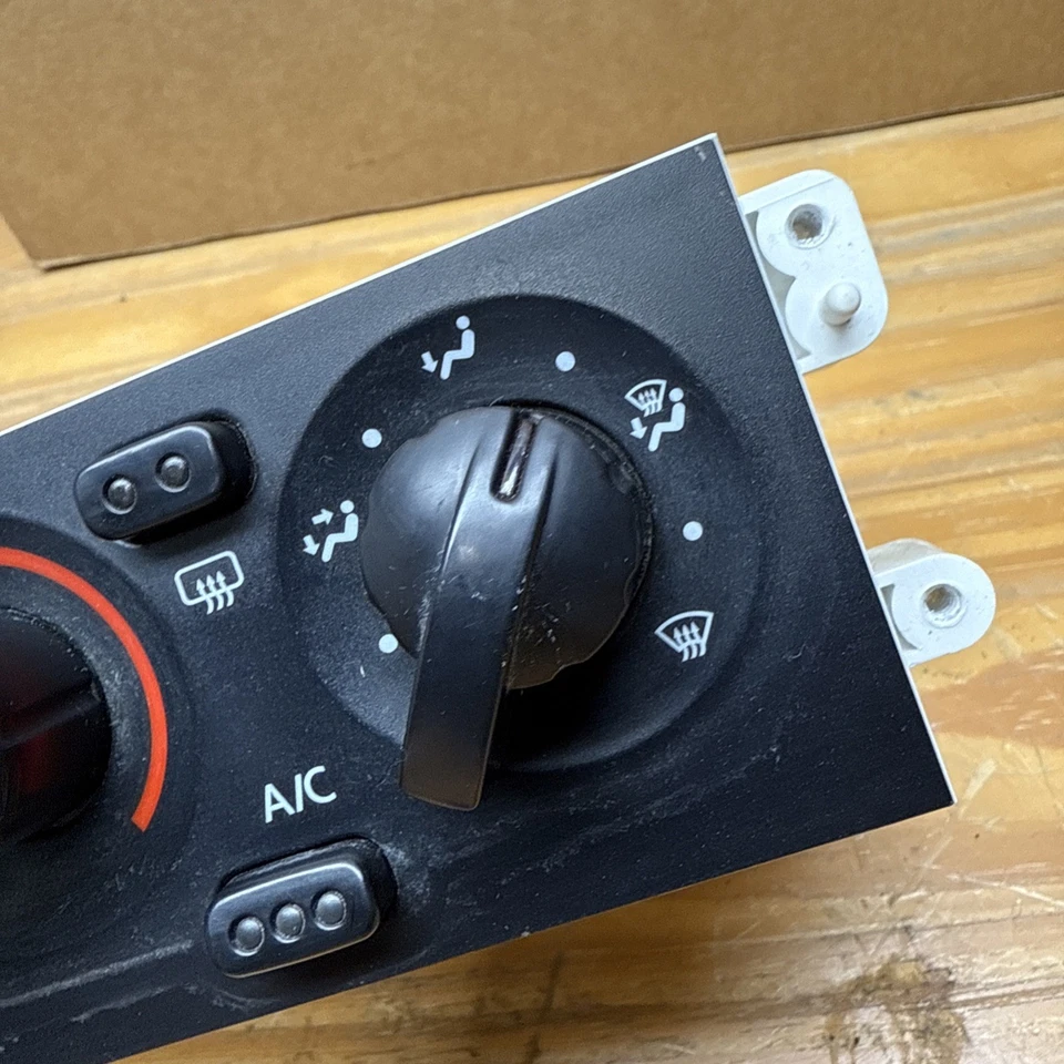 Оригинальный идентификатор климат-контроля для обогревателя кондиционера Nissan Xterra 2003 04 годов выпуска 173-010-1160 - Изображение 4 из 4