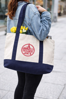 Trader Joe's Tote Bag - BRAND NEW WITH TAGS / Large - Authentic / NAVY/BLUE