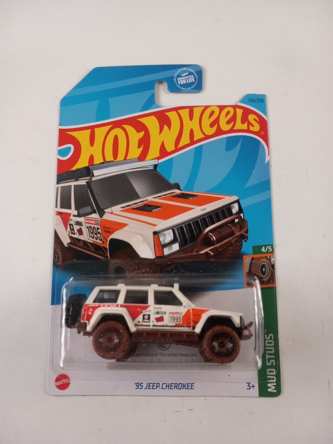 2023 Hot Wheels ‘95 Jeep Cherokee Treasure Hunt 176/250 Mud Studs New