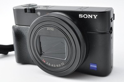 Sony Cyber-shot DSCRX100M6/B 20.1MP Compact Digital Camera - Black