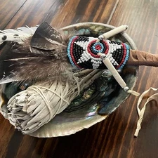 DELUXE ABALONE SHELL WHITE SAGE SMUDGE KIT,TRIPOD, LARGE NATIVE AMERICAN SMUDGER