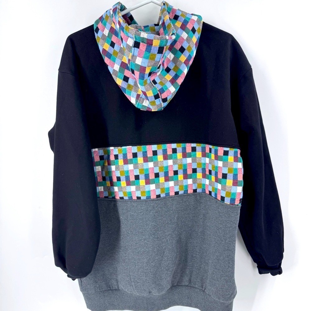 Grassroots California Black and Gray Geometric Sweatshirt/Hoodie.