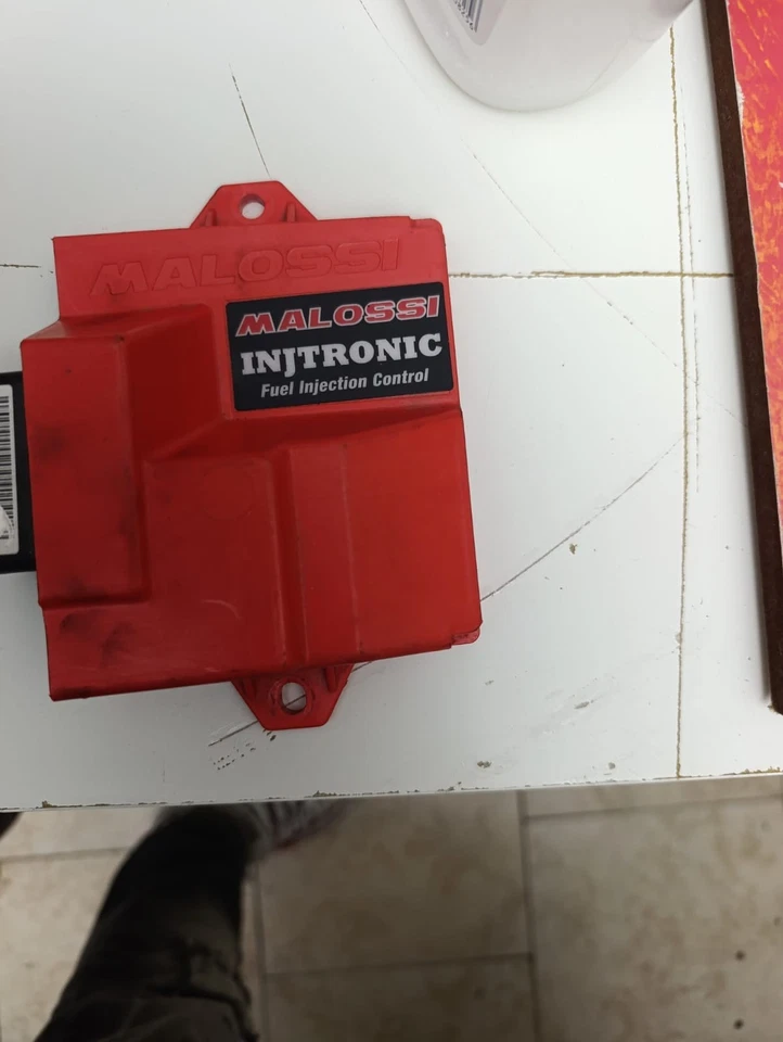 Centralina MALOSSI INJTRONIC cilindro originale PIAGGIO LIBERTY 50 4T iGET 2022 - Immagine 2 di 3