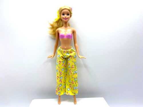 Mattel Dream House Fashionista Barbie Bedtime Doll - Picture 3 of 11