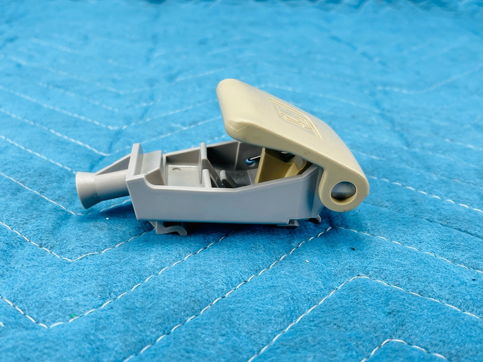 Lexus LX570 Land Cruiser Fuel Door Release Lever 7730658020A0 Beige