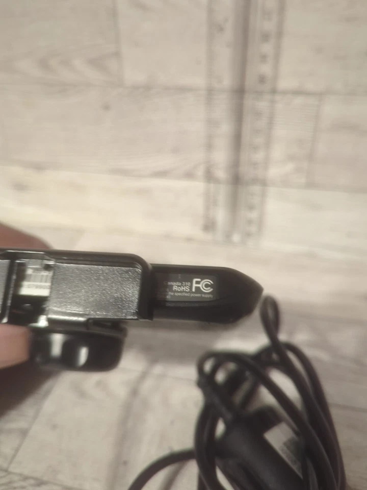 Magellan RoadMate GPS 4" TouchScreen RoHS Canada 310 W/O Window Holder. Tested  - Image 4 of 4