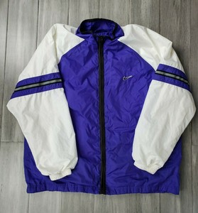 corta vento nike roxo